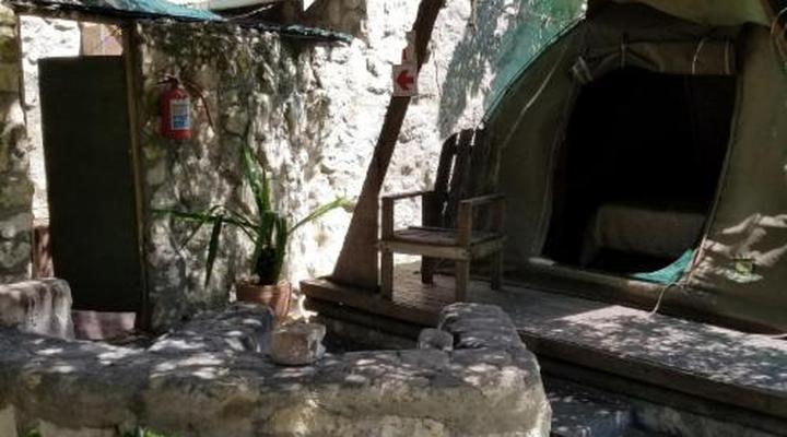 Jacobs Bay Backpackers - The Plot