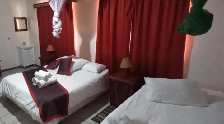 Ombinda Country Lodge