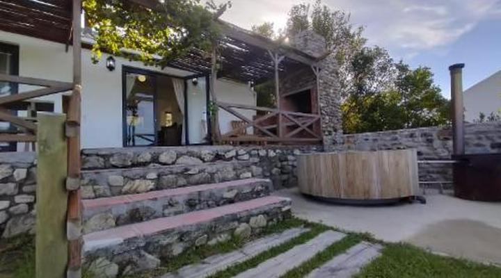 Stanford Hills Estate