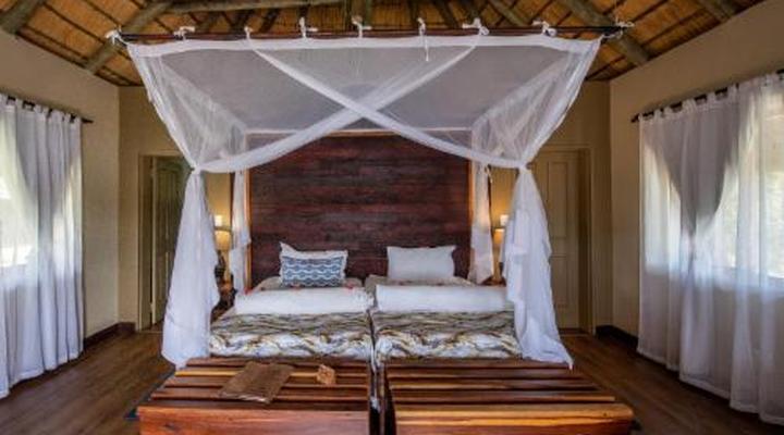 Hakusembe River Lodge