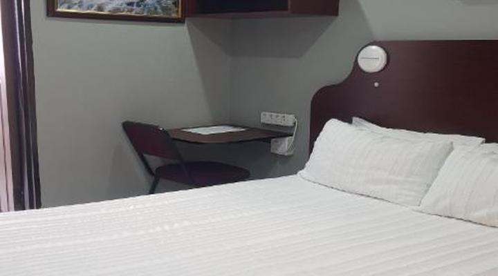 Rainbow Guest House & Tours