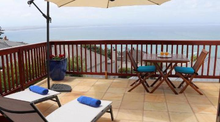 Aquamarine Guest House