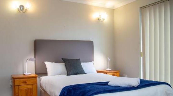 Great White Accommodation