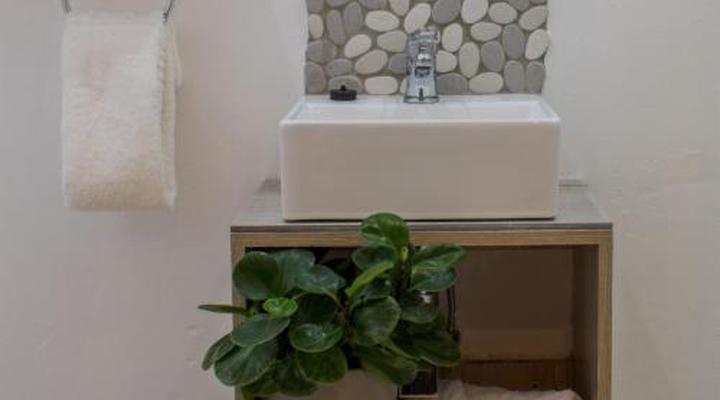 Anchorage Guest House