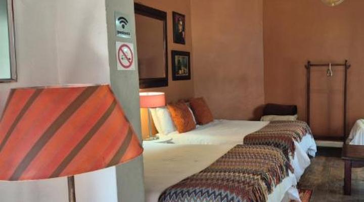 44 on Ennis - Guest Lodge