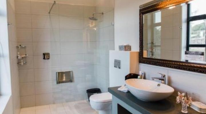 Vineyard Views Country House