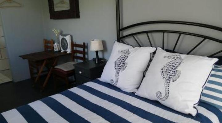 Pik 'n Wyntjie with Wood -Fired Hot Tub