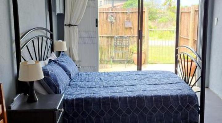 Pik 'n Wyntjie with Wood -Fired Hot Tub