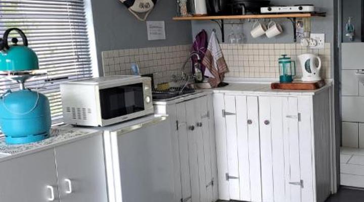 Pik 'n Wyntjie with Wood -Fired Hot Tub