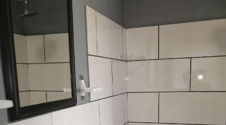 Pik 'n Wyntjie with Wood -Fired Hot Tub