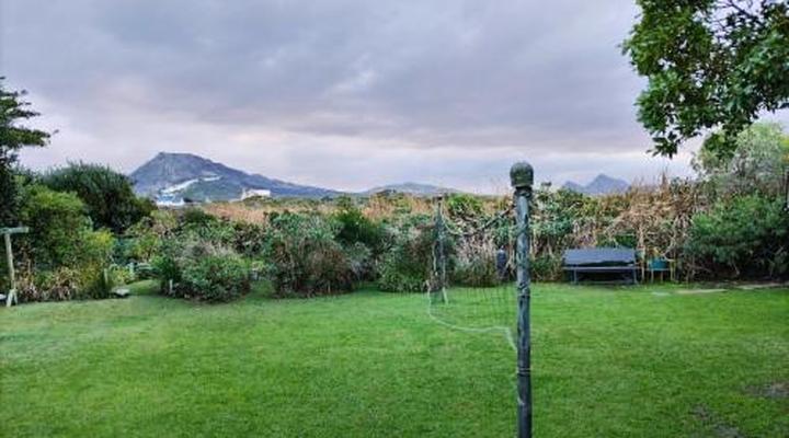 Pik 'n Wyntjie with Wood -Fired Hot Tub