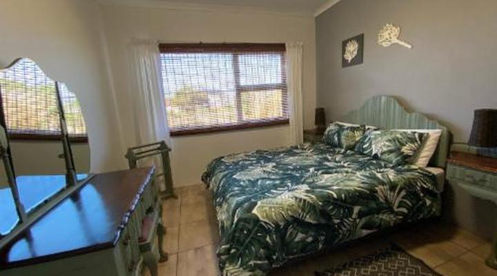 Pik 'n Wyntjie with Wood -Fired Hot Tub