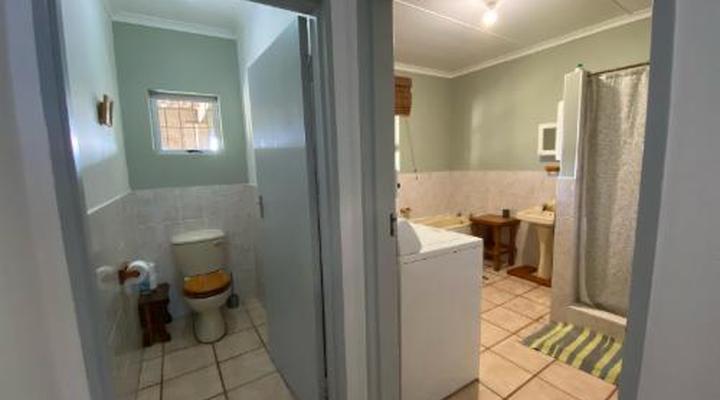 Pik 'n Wyntjie with Wood -Fired Hot Tub