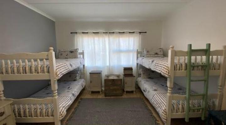 Pik 'n Wyntjie with Wood -Fired Hot Tub