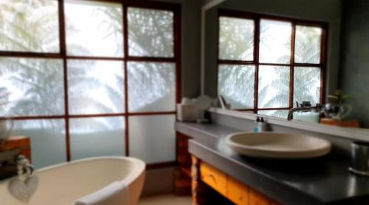 Two Fat Owls Guesthouse