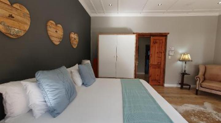 Two Fat Owls Guesthouse