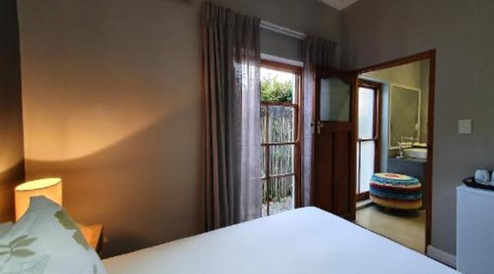 Two Fat Owls Guesthouse