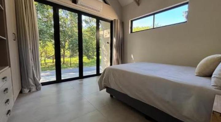 Wabi Sabie River House