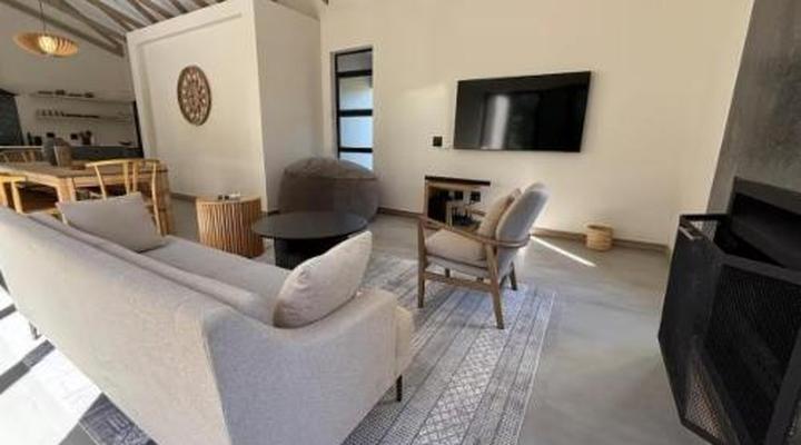 Wabi Sabie River House