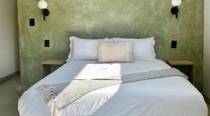 Wabi Sabie River House