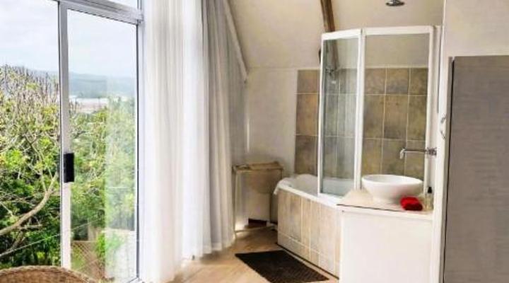 Whales Way Ocean Retreat B&B