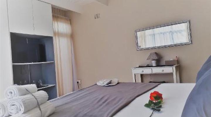 Whales Way Ocean Retreat B&B