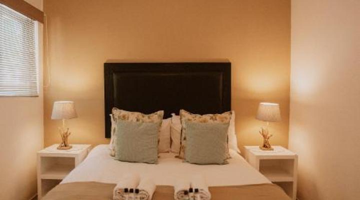 Caza Beach Guesthouse