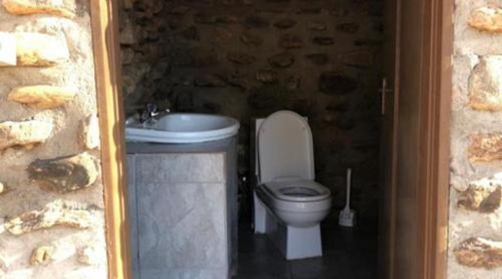 Sweet Thorn Retreat Airport Lodge