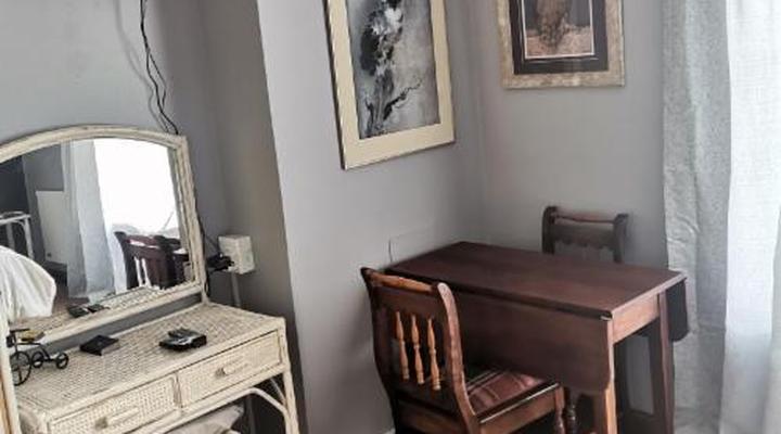 Sani Window Bed & Breakfast/Self Catering