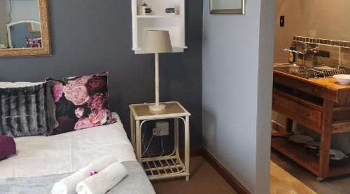 Sani Window Bed & Breakfast/Self Catering