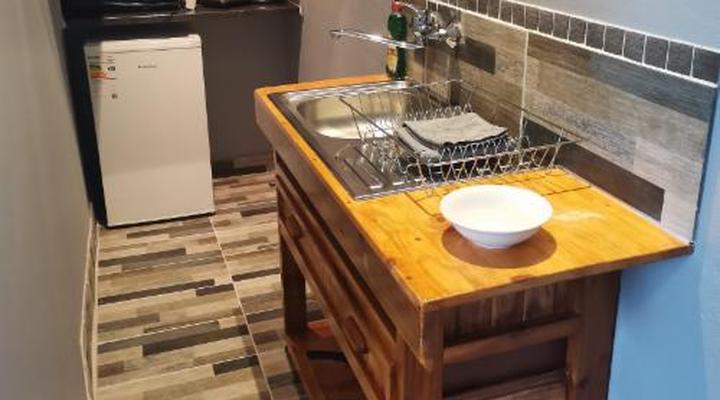 Sani Window Bed & Breakfast/Self Catering