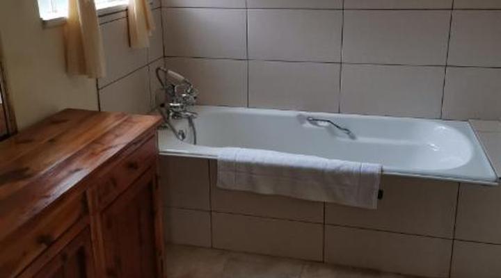 Sani Window Bed & Breakfast/Self Catering