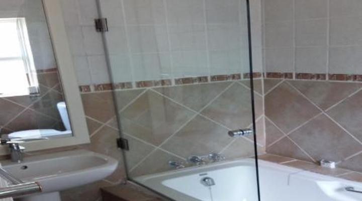 Liza's Cottage Guesthouse