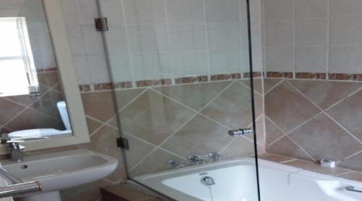 Liza's Cottage Guesthouse