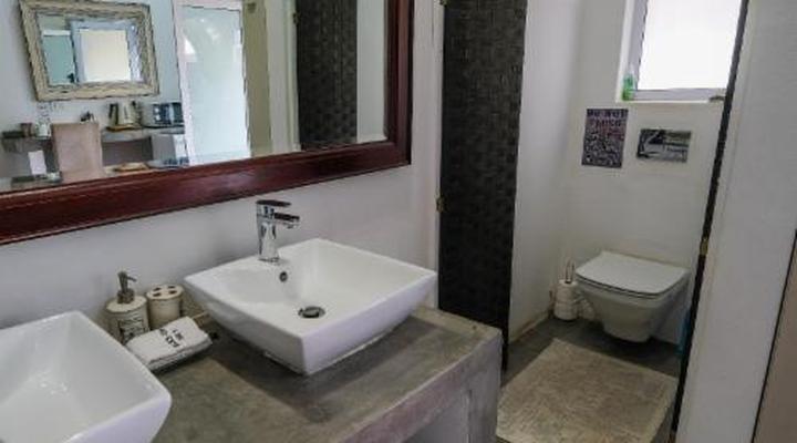 Rose Acres Guest House