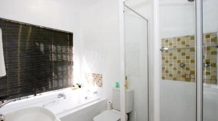 La Dolce Vita Guest House