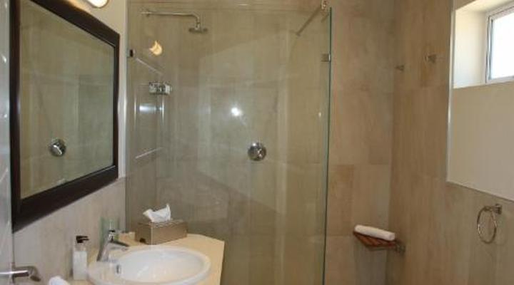 Clos Malverne Wine Estate Accommodation