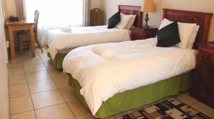 African Aquila Guest Lodge