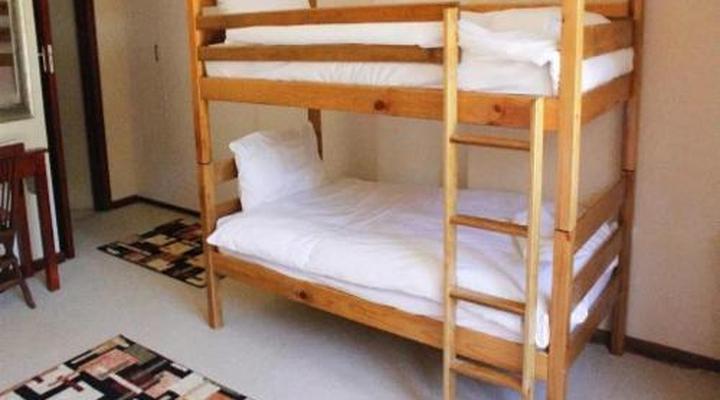 African Aquila Guest Lodge