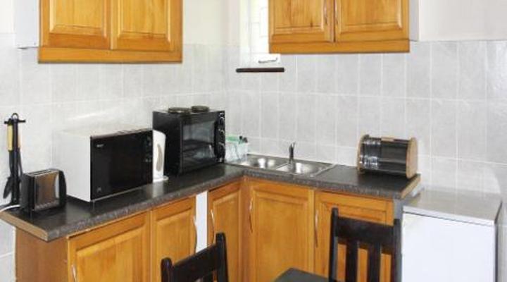 African Aquila Guest Lodge