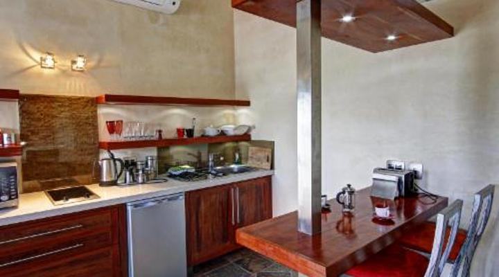 Hartmann Suites Self-Catering Serviced Apartments