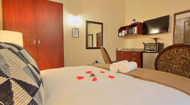 Royale Marlothi Safari Lodge