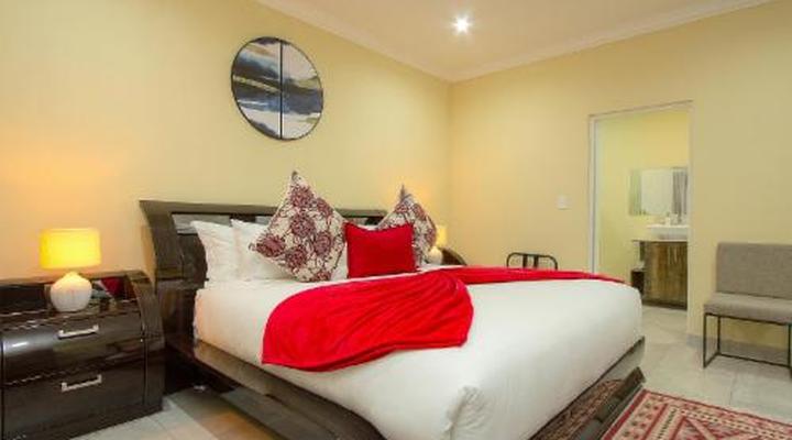 Royale Marlothi Safari Lodge