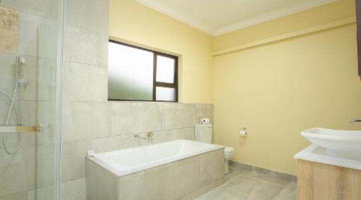 Royale Marlothi Safari Lodge