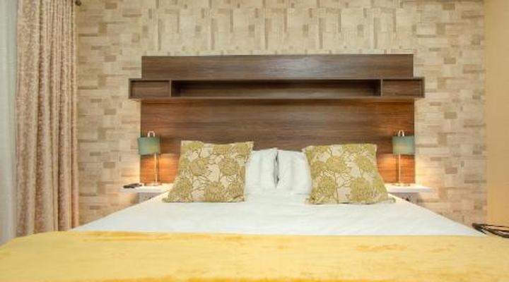 Royale Marlothi Safari Lodge