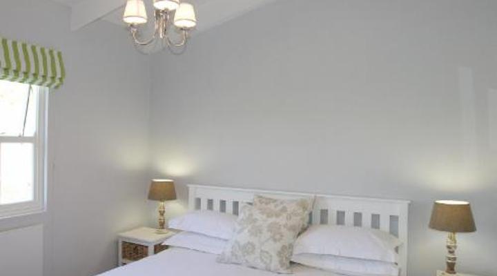 Paul Wallace Wines and Guest Cottages