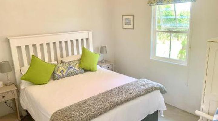 Paul Wallace Wines and Guest Cottages