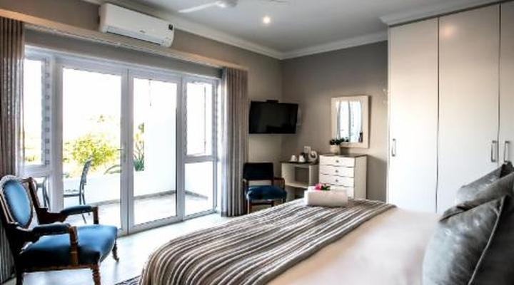 Whale Coast Ocean Villa