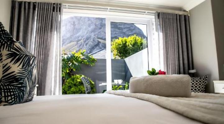 Whale Coast Ocean Villa