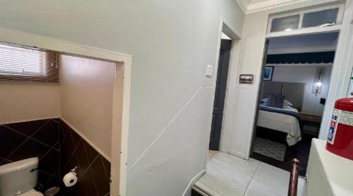 Modern Goldfields Apartment